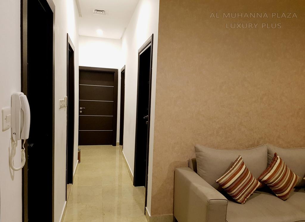 Al Muhanna Plaza Luxury Plus Salmiya Exterior photo
