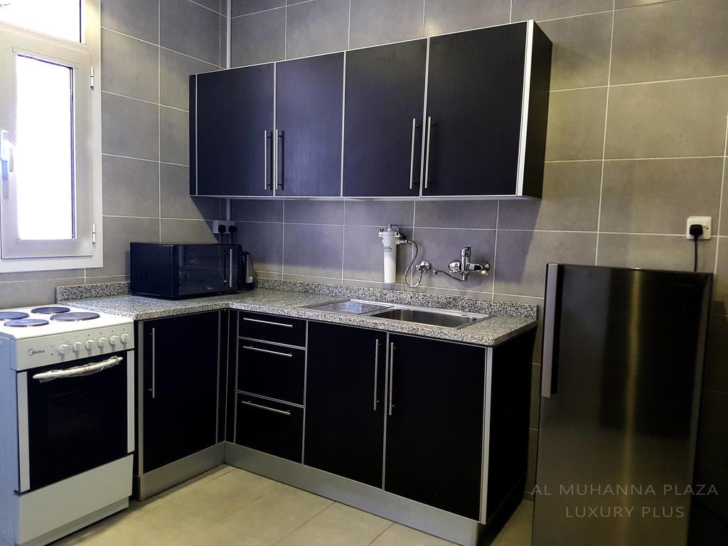 Al Muhanna Plaza Luxury Plus Salmiya Exterior photo